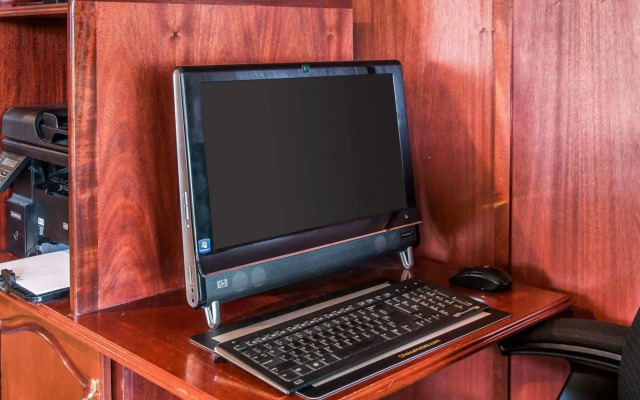 Clarion Hotel Mackinaw City Beachfront