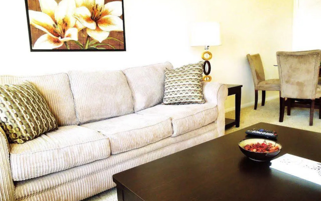 Sunshine Suites at 616 St. Paul