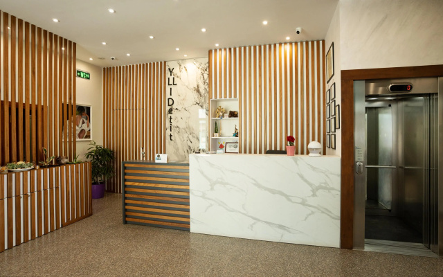 Ylli i Detit Hotel