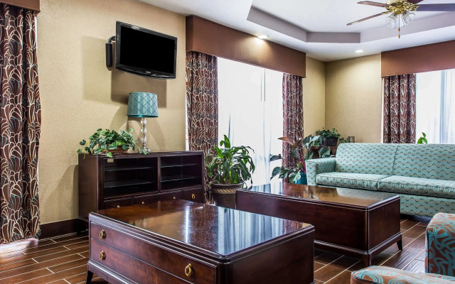 Quality Inn & Suites