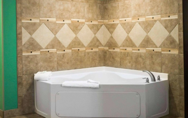 Hampton Inn by Hilton Tampa Fairgrounds Casino