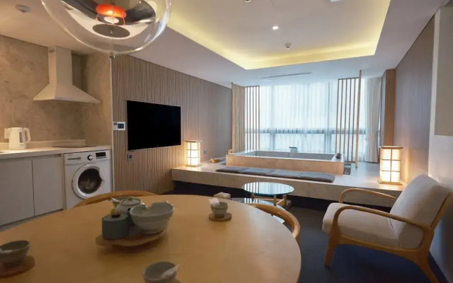 UH Suite The Myeongdong