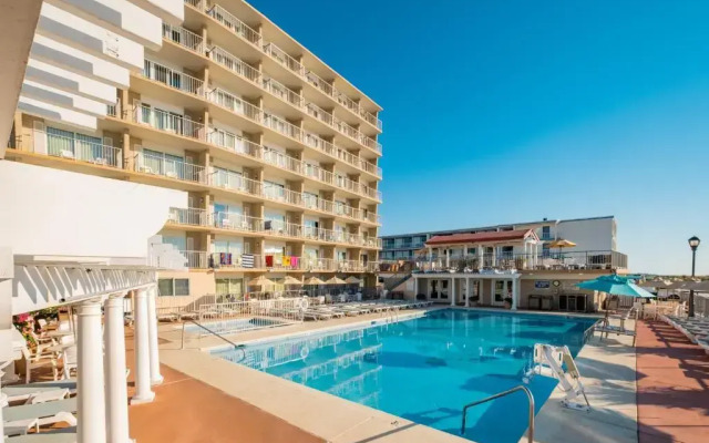 Reges Oceanfront Resort