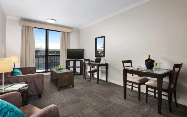 Oaks Sydney North Ryde Suites