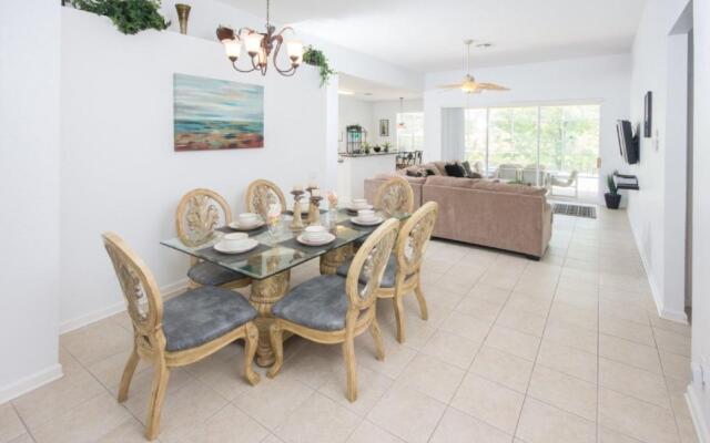 Magical Windsor Hills Villa