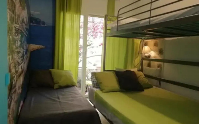 Habitacions Can Pau Guest House