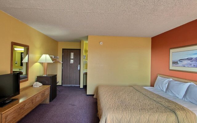 Belgium Inn & Suites
