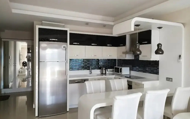 Azura Park Residence