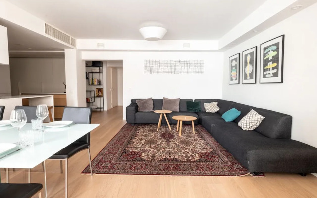 2ndhomes Gorgeous & Modern 2BR Apartment