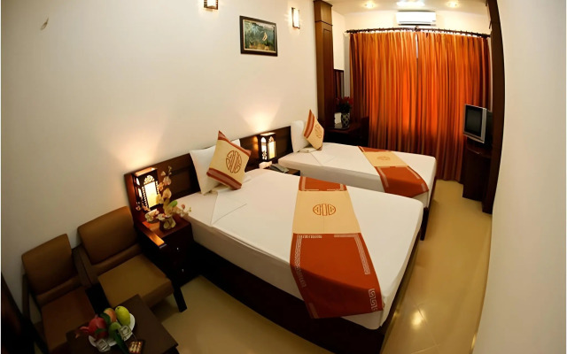 Hanoi Street Hotel