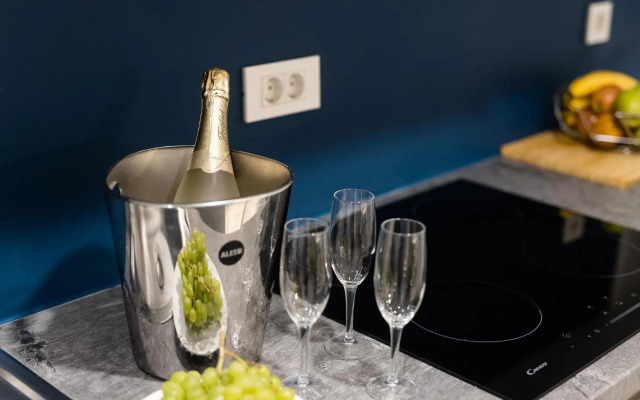 New Central Studio with free parking