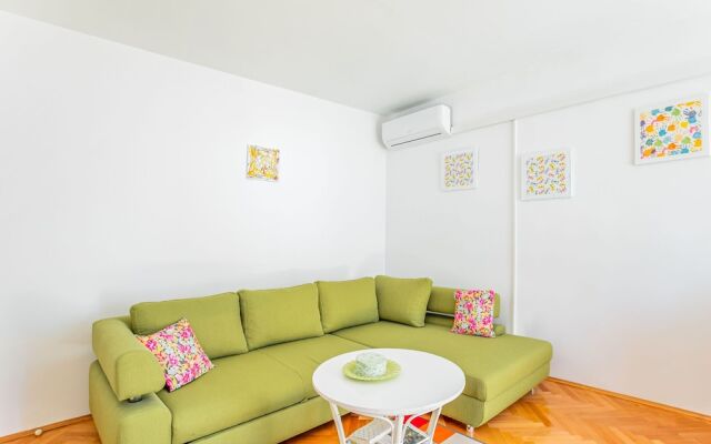 Fabulous Apartment in Zadar Near Seabeach and Nightlife