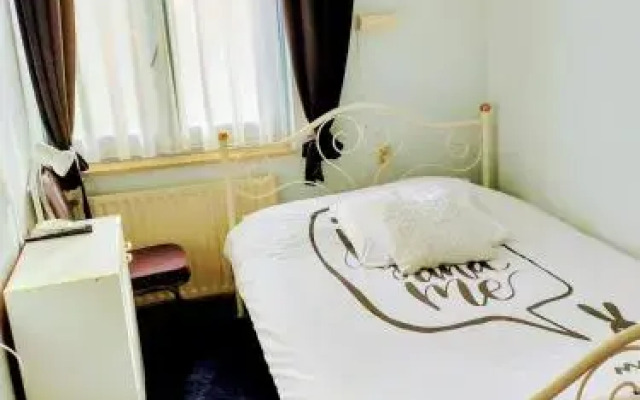 Noemie's Pension House