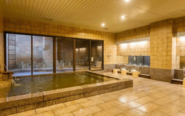 Nagoya Crown Hotel