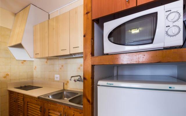 Arlanza Jet Apartments (Adults Only)