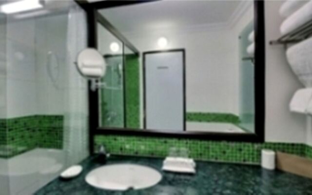 3 by OYO - Nami Residency