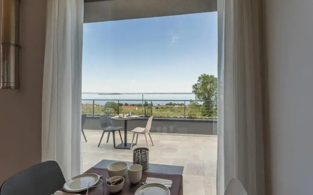 Room in B&B - Insula Felix - Deluxe Triple Room With Sea View