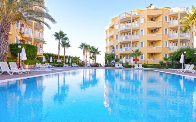 07 Group Hotel