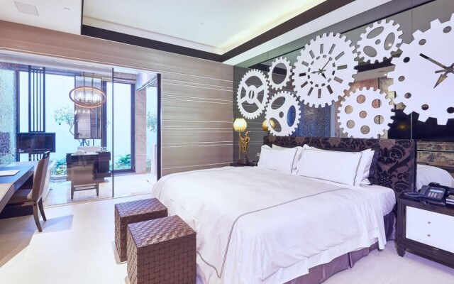 Holiday Inn City Ballet