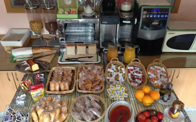 Hotel Valdoviño Express