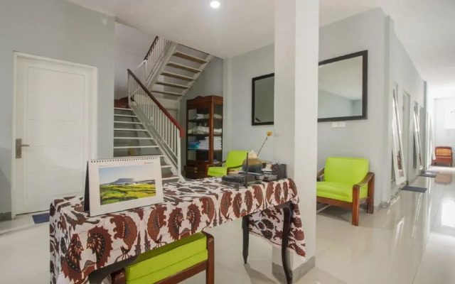 OYO 1555 Unik Guesthouse Syariah