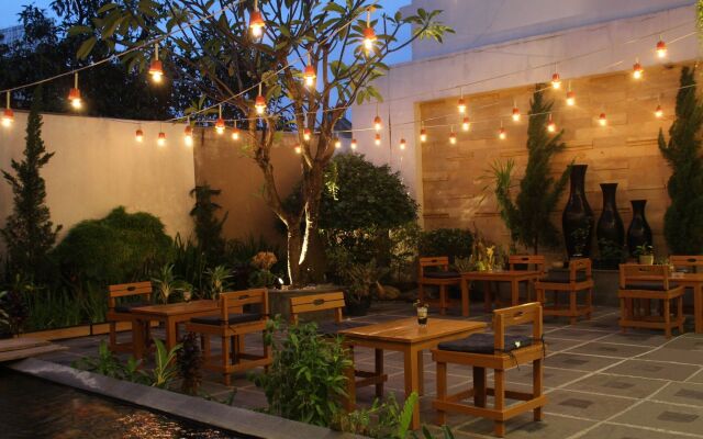 Luxury Maliobro Hotel