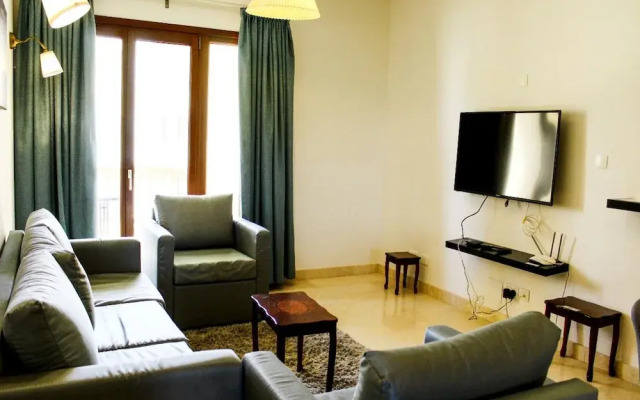 Coastal 2-bedroom Getaway