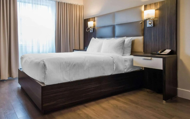 Les Suites Victoria, an Ascend Collection Hotel