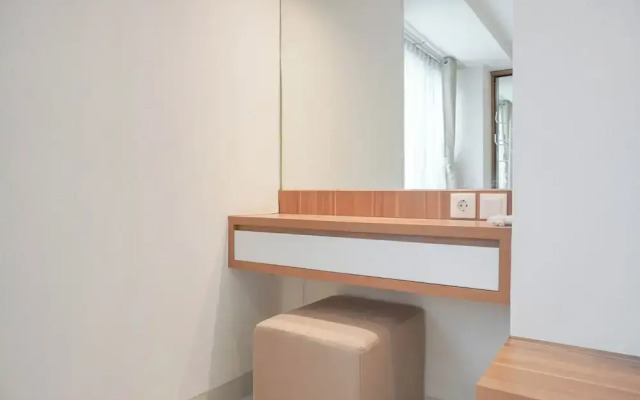 Comfort 2Br At The Mansion Kemayoran Apartment