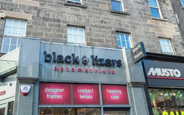 Peaceful City Retreat in Edinburgh's Heart