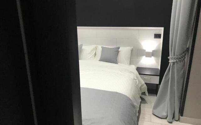 Parthenope Rooms