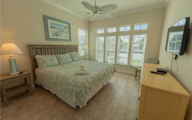 Beachy Villa Vista Apartment 5