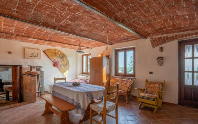 Beautiful Home in Vignale Monferrato With Wifi and 4 Bedrooms