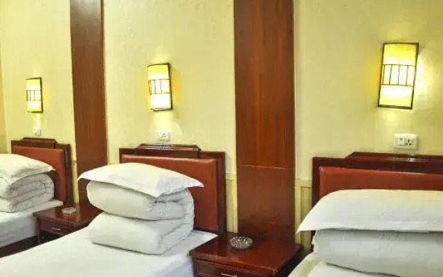 Pinglu Fuyan Hotel