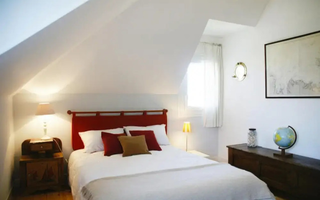 Holiday Home Near Village Centre and Beach