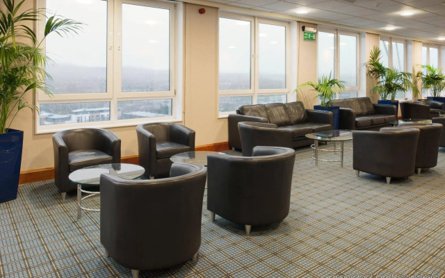 Holiday Inn Edinburgh by IHG