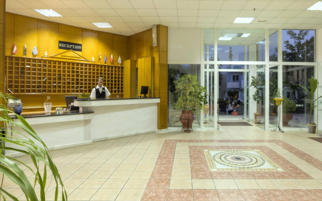 Corali Hotel
