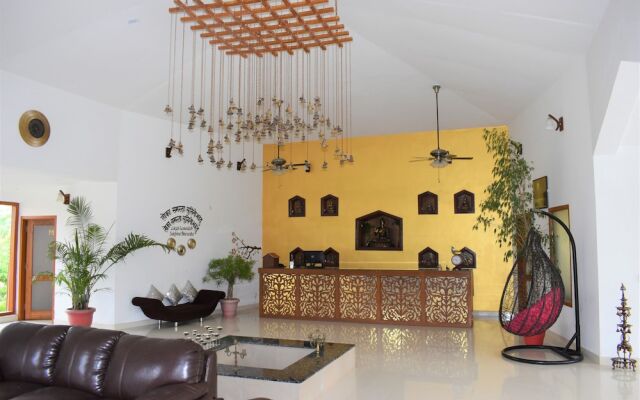 Aura Corbett Resort