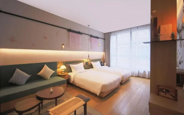 Timeless Boutique House