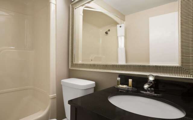 Days Inn by Wyndham Stouffville