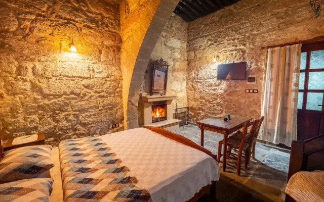 Revakll Ev Guest House