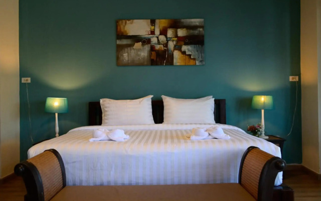 Saphli Villa Beach Resort
