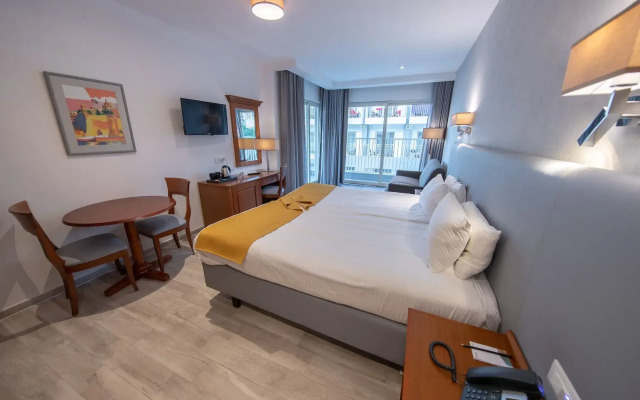 Solana Hotel & Spa