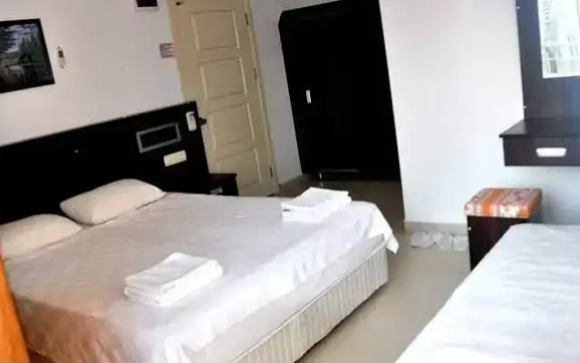 Orient Apart Hotel