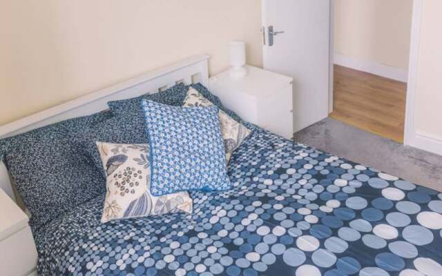 Bright And Modern 2 Bed in Dublin City Centre