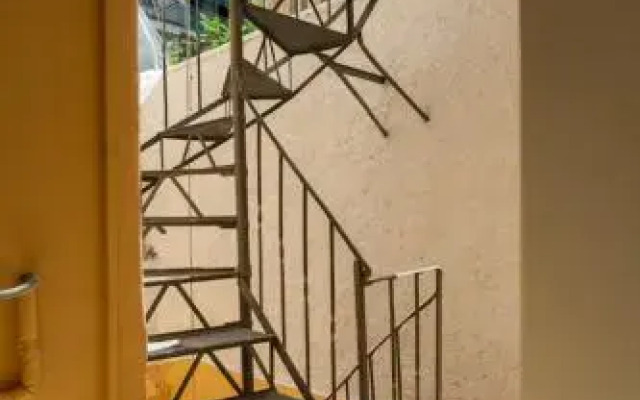 Boutique Athens Apartment Ep9B