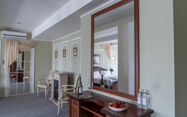 Русские Сезоны село Вятское 4*