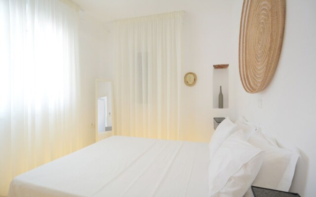Sea Breeze Panormos