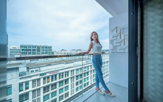 Ritz Residence @ Imago Mall Loft B