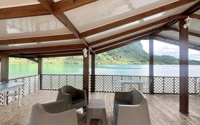 Tiare - Faaroa Bay Villa